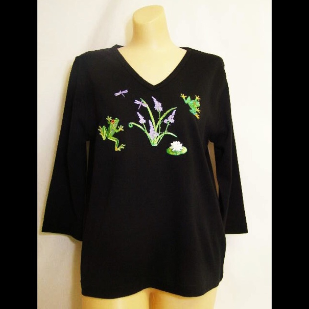 NWT Black shirt frogs flowers lavender